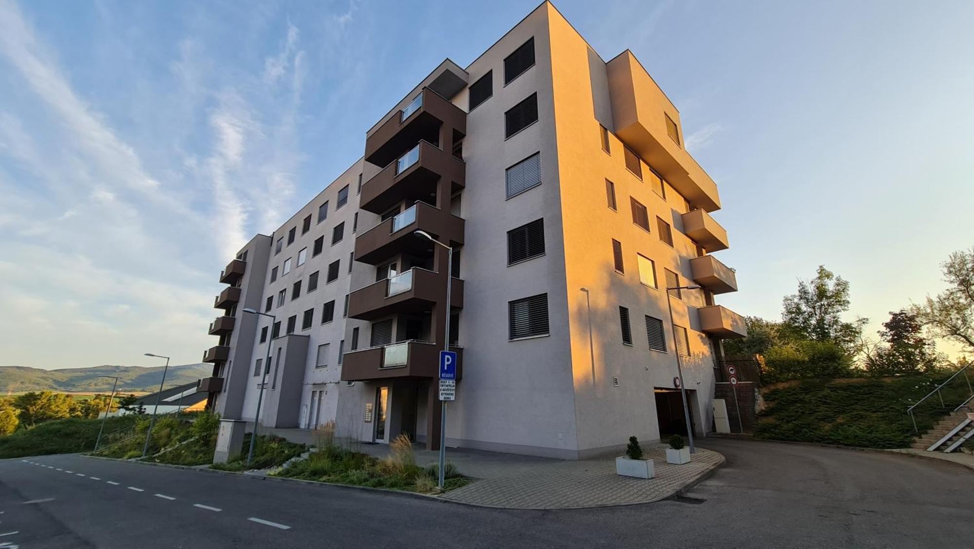 Jack'S Apartment Trencin Exterior photo